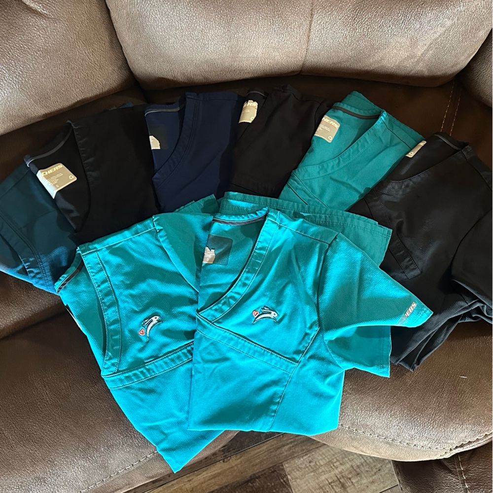 Skechers Women's Scrub Tops